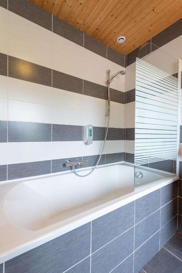 La Charbonniere, Grand Gite Haut-De-Gamme Avec Jacuzzi Et Sauna 热拉梅 外观 照片